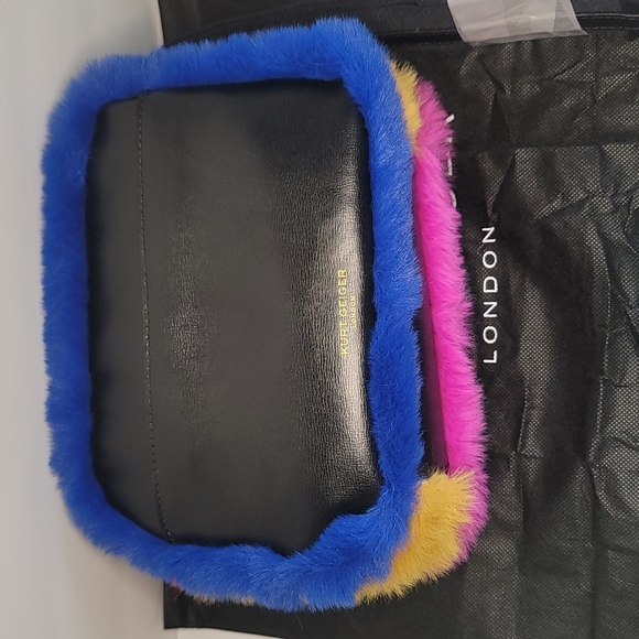 - KURT GEIGER LONDON Kensington Medium Camera Black Leather Crossbody Bag - Picture 11 of 12